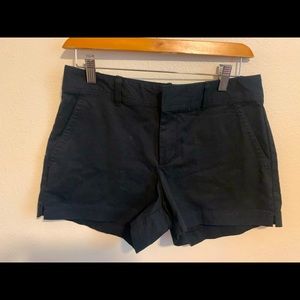 GAP “city short “